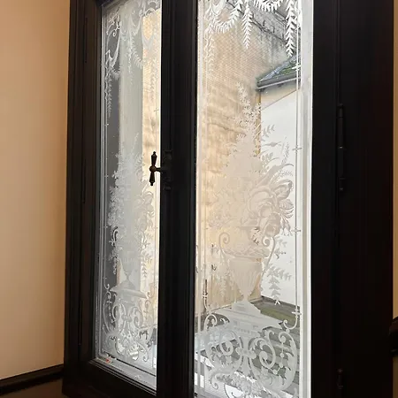 Charmante Altbauwohnung Im Herzen Der Altstadt Koblenz